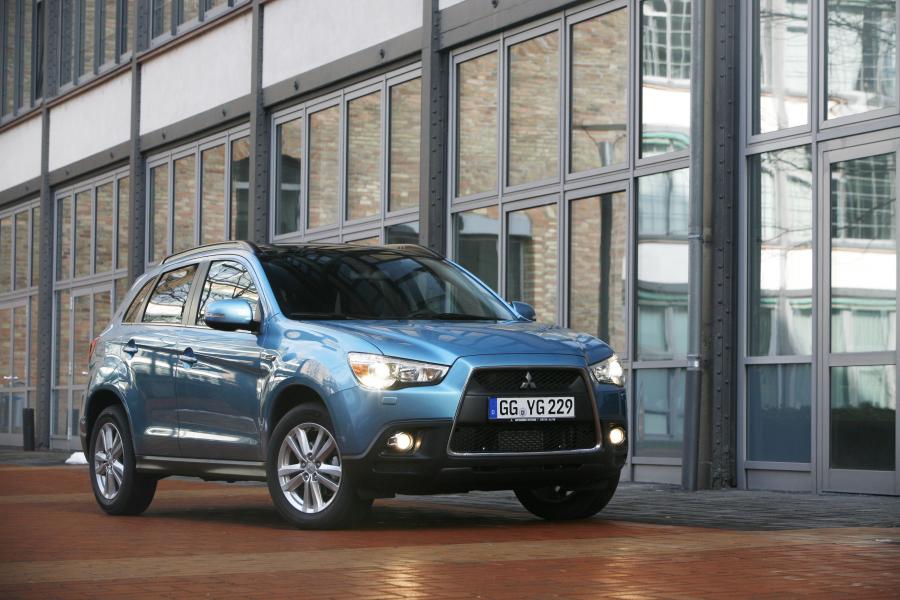  Mitsubishi ASX 2010 года  (фото 46 из 82)